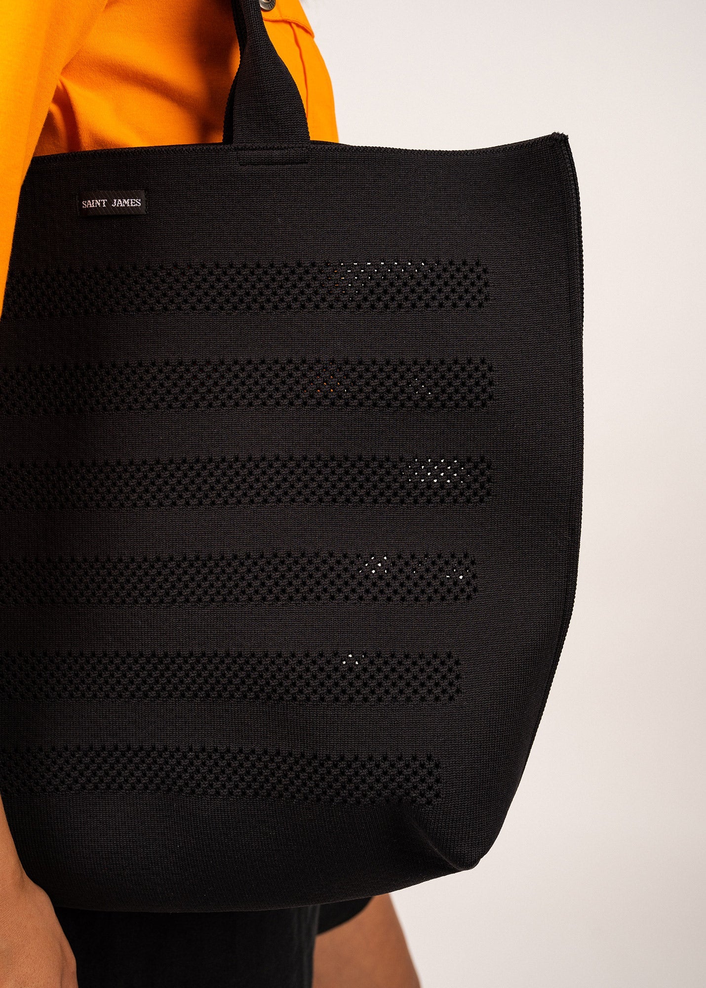 Sac à main en maille (NOIR)