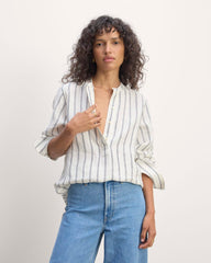 The Henley Shirt in Linen | Bone/Navy