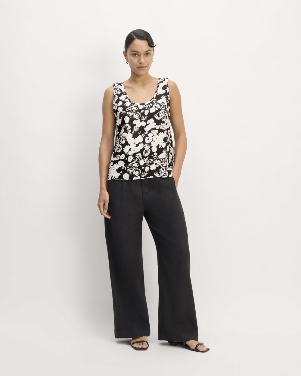 The Scoop Tank in Linen | Black / Bone Floral