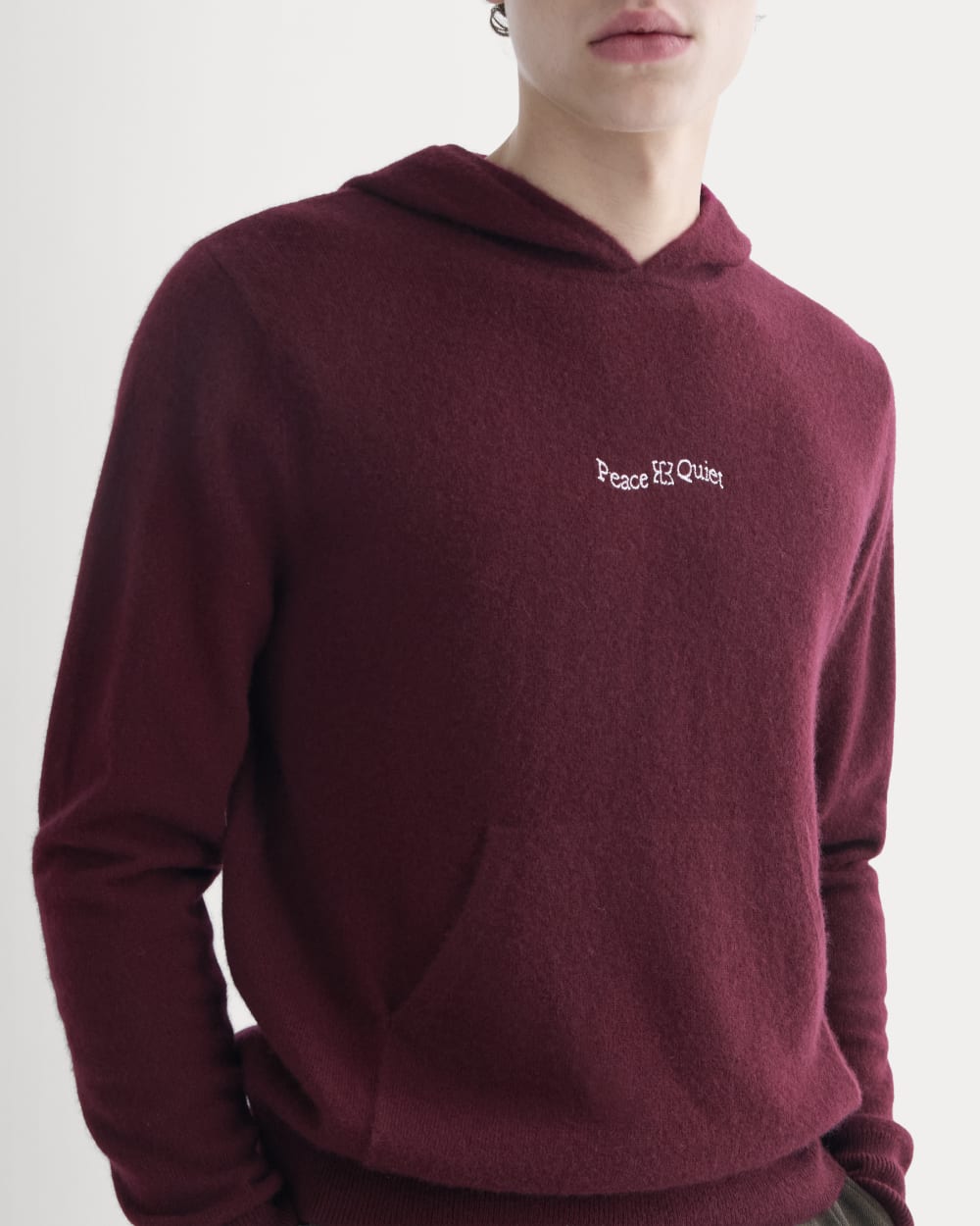 Saintjamesa x Peace & Quiet Cashmere Hoodie | Wine