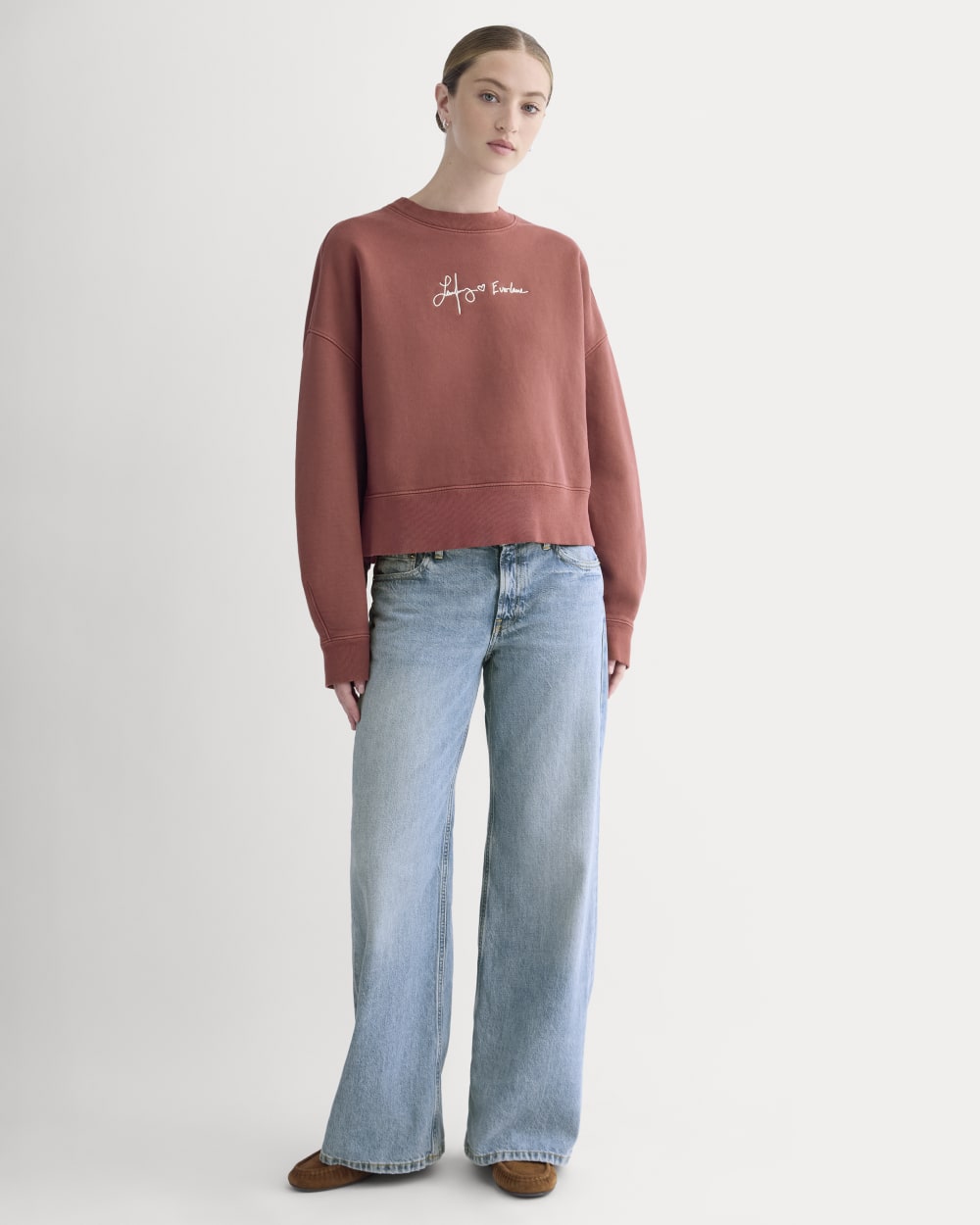Saintjamesa x The Laufey Foundation Cropped Sweatshirt | Dusty Red